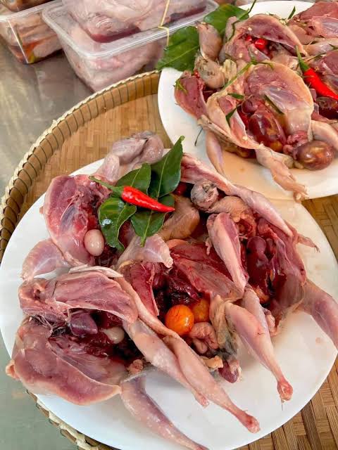 ក្រួច1ថង់មាន3ក្បាល